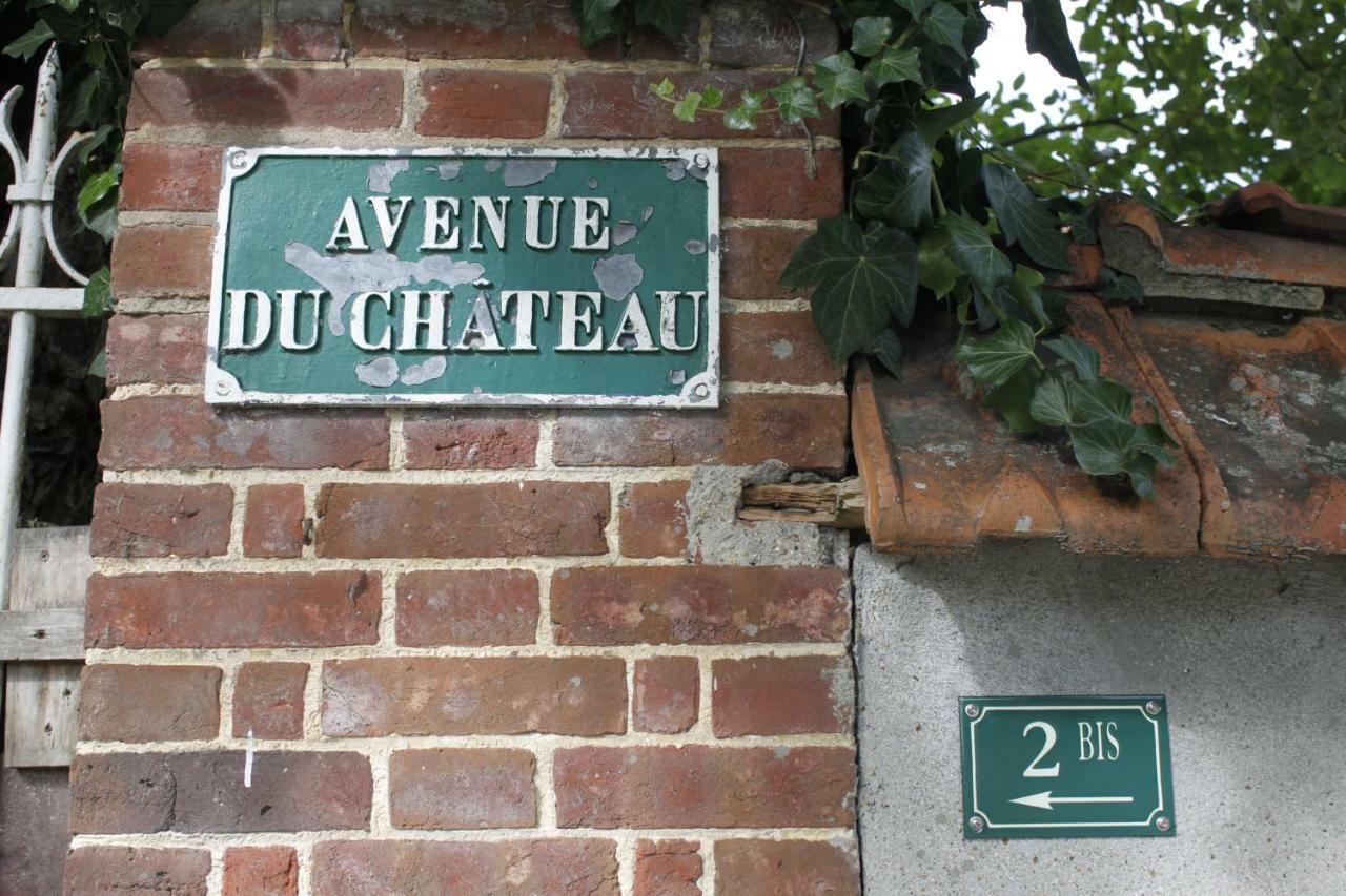 Avenue Du Chateau Saint-Just  Bagian luar foto